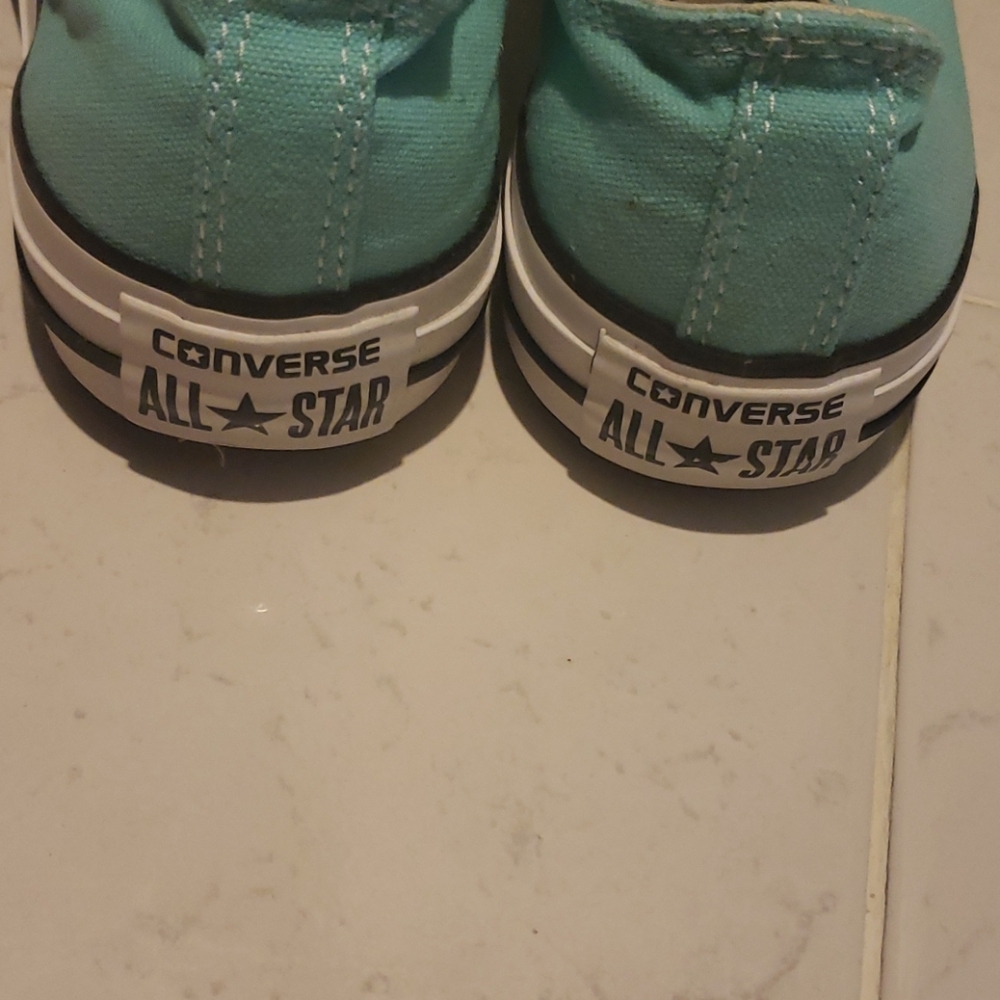 Converse - Picture 3 of 4